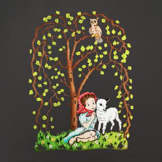 Dřevěná dekorace strom s holčičkou, barevná dekorace k zavěšení, velikost 25 cm
