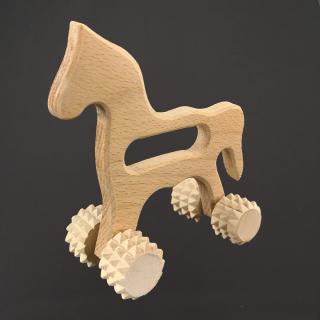 Dřevěná masážní pomůcka koník, masivní dřevo, 15 cm