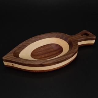 Dřevěná miska mozaika ve tvaru listu, masivní dřevo, 3 druhy dřevin, rozměr 22x10,50x2,50 cm