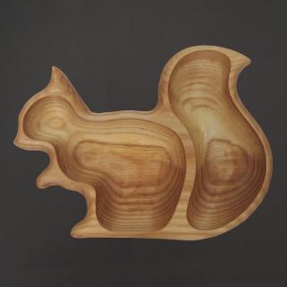 Dřevěná miska ve tvaru veverky, masivní dřevo, velikost 20 cm