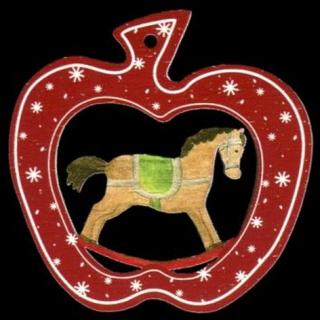 Dřevěná ozdoba barevná jablko s houpacím koněm 6 cm