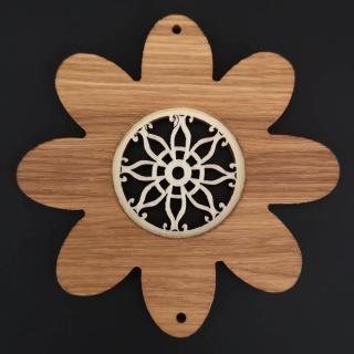 Dřevěná ozdoba z masivu s vkladem - květ s kvítkem 10 cm