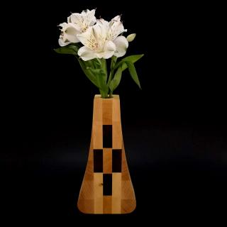 Dřevěná váza mozaika projmutá, masivní dřevo tří druhů dřevin, výška 23 cm