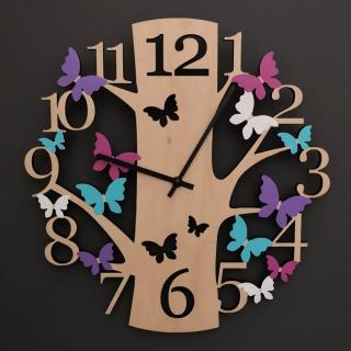 Dřevěné hodiny nástěnné ve tvaru stromu s barevnými motýlky, masivní dřevo, průměr 30 cm