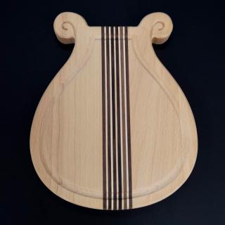 Dřevěné prkénko s drážkou ve tvaru lyry, masivní dřevo, 20x18x2 cm