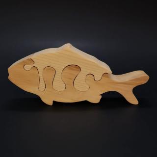 Dřevěné puzzle ryba, masivní dřevo dvou druhů dřevin, 19 cm