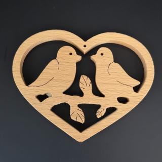 Dřevěné srdce s ptáčky, masivní dřevo, 14x11x1,5 cm