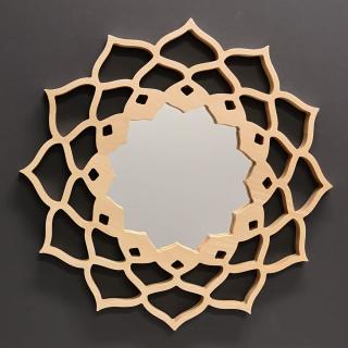 Dřevěné zrcadlo ve tvaru mandaly, masivní dřevo, průměr 40 cm