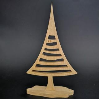 Dřevěný 3D strom jehličnan, masivní dřevo, výška 22 cm
