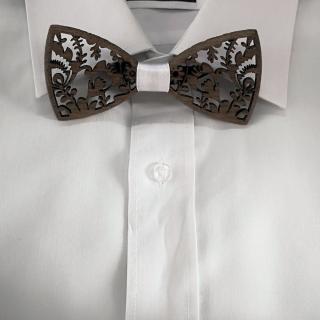 Dřevěný motýlek k obleku - krajka s bílou stuhou 11 cm
