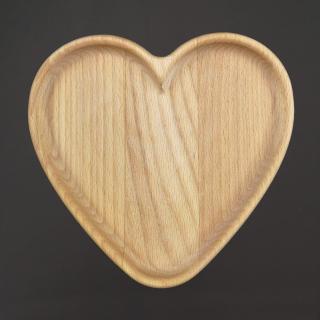 Dřevěný podnos ve tvaru srdce, masivní dřevo, rozměr 19,6x18,6x2 cm
