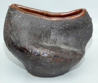 Stará keramická váza Surealismus