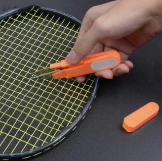 Nůžky na prasklý výplet rakety na badminton