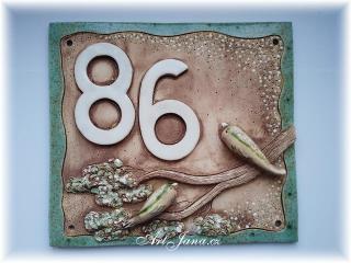 Keramické číslo 86 (keramická cedulka)