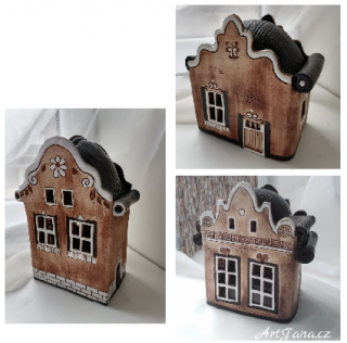 Keramický domek bez dna dle výběru (domek s prořezávanými okny )