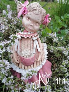 Panenka Rozárka (keramická panenka, výška cca 25 cm, pologlaz, růžová)