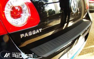 Ochranná krycí lišta pro páté dveře VW Passat 06R (Krycí lišta prahu kufru)