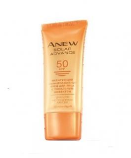Avon Sun+ Matující tónovací krém na opalování proti stárnutí pleti s SPF 50 50 ml