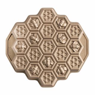 Nordic Ware forma na bábovku včelí plástev, 10 cup karamelová, 85477