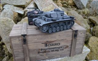 RC tank Panzer III Ausf. L - InfraRed - kovová METAL edice (RC model tanku Panzer 3 verze L na dálkové ovládání v profesionální kovové verzi. Metal edice tanku v měřítku 1:16 s množstvím kovových dílů a doplňků nabízí velmi detailní propracování celého)