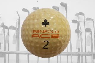 Historický golfový míček Penfold Ace č. 2
