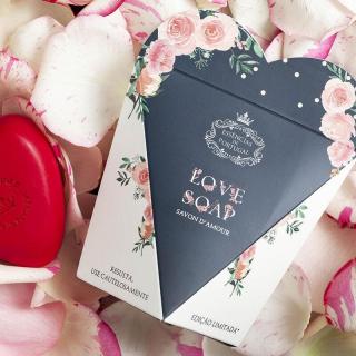Essencias de Portugal - Love -  LÁSKA - LIMITOVANÁ EDICE, přírodní mýdlo v krabičce s růžemi 150G