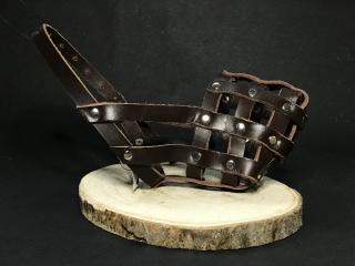 Palkar kožený náhubek pro psy vel. 2 24 cm x 7 cm hnědá (Palkar kožený náhubek pro psy vel. 2 24 cm x 7 cm hnědá)