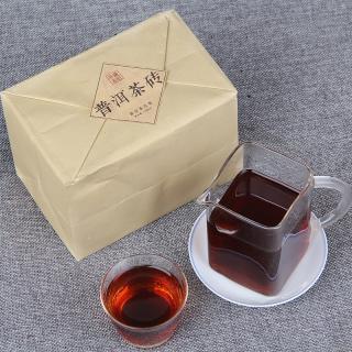 Solia 2012 Yunnan Shaqingmao Palace černý puerh cihla 4x250g