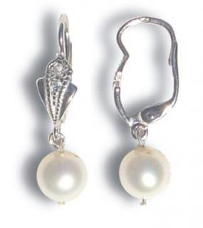 Stříbrné dámské náušnice s přírodní perlou 7 mm Kateřina  nadčasový elegantní doplněk