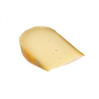 Ovčí sýr uleželý Hmotnost: celý koláč