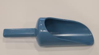 Malá lopatka z ekologického plastu - pastelově modrá