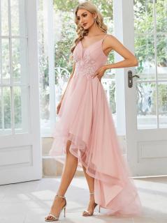 Pudrově růžové asymetrické šaty s ozdobnou výšivkou v živůtku Velikost: 38 EU