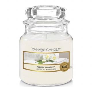 Yankee Candle - vonná svíčka Fluffy Towels (Nadýchané osušky) 104g