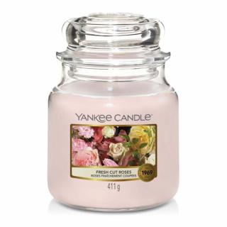 Yankee Candle - vonná svíčka Fresh Cut Roses (Čerstvě nařezané růže) 411g