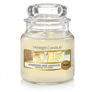 Yankee Candle - vonná svíčka Homemade Herb Lemonade (Domácí limonáda) 104g