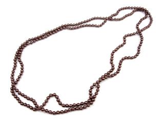 Dlouhý náhrdelník z voskovaných perel hnědý (160187-4)