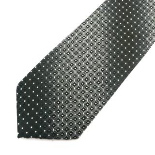 Pánská kravata černá se vzorkem (J008)
