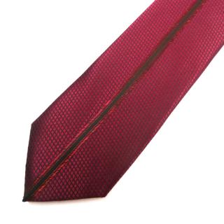 Pánská kravata tmavě červená s proužkem (J111)