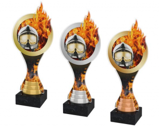 Barevná akrylátová trofej s hasičskou helmou a ohněm Výška: 23,5 cm