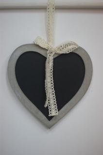 Krásná dřevěná tabulka srdce malá 18cm
