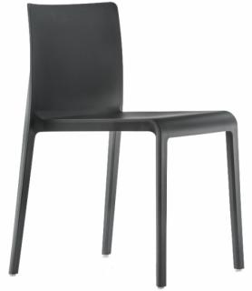 Plastová židle Pedrali Volt 670 black