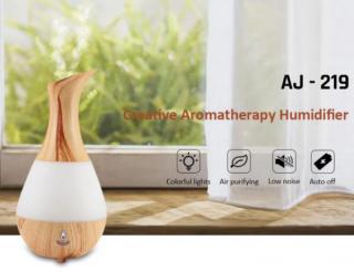 Aroma Diffuser LED AJ219-US, vibrační ultrazvukový difuzér USB pro aromatherapii, zvlhčovač vzduchu, nádržka 235ml, barevný svit Barva: Světlé dřevo
