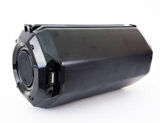KMS E82 - bezdrátový přenosný reproduktor Bluetooth, FM rádio a MP3 přehrávač Barva: Černá
