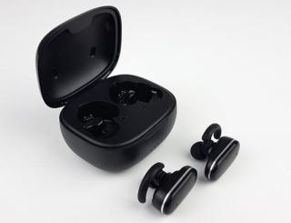 Sportovní bezdrátová sluchátka, nabíjecí pouzdro, barva černá a bílá - WF KL22 TWS Barva: Černá