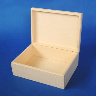 Dřevěná krabička (22,5cm x 16cm x 8cm)