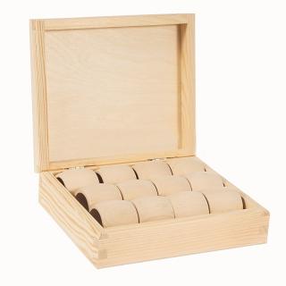 Dřevěná krabička s 12ks kroužků (dřžáků) na ubrousky