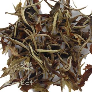 Čaj  China YUE GUANG MEI REN (MOON LIGHT BEAUTY) Imperial Grade White Tea Hmotnost: 100 g