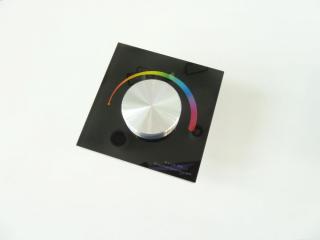 dimLED OV DUPLEX RGB 3K nástěný ovladač stmívač pro LED osvětlení bílý/černý Barva produktu: Černá