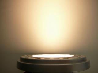 Stmívatelná LED žárovka PAR30 20W se závitem E27 reflektor PW20 Barva světla: Teplá bílá