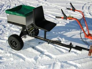 Posypový vozík RVK 200 pro jednoosé malotraktory VARES
